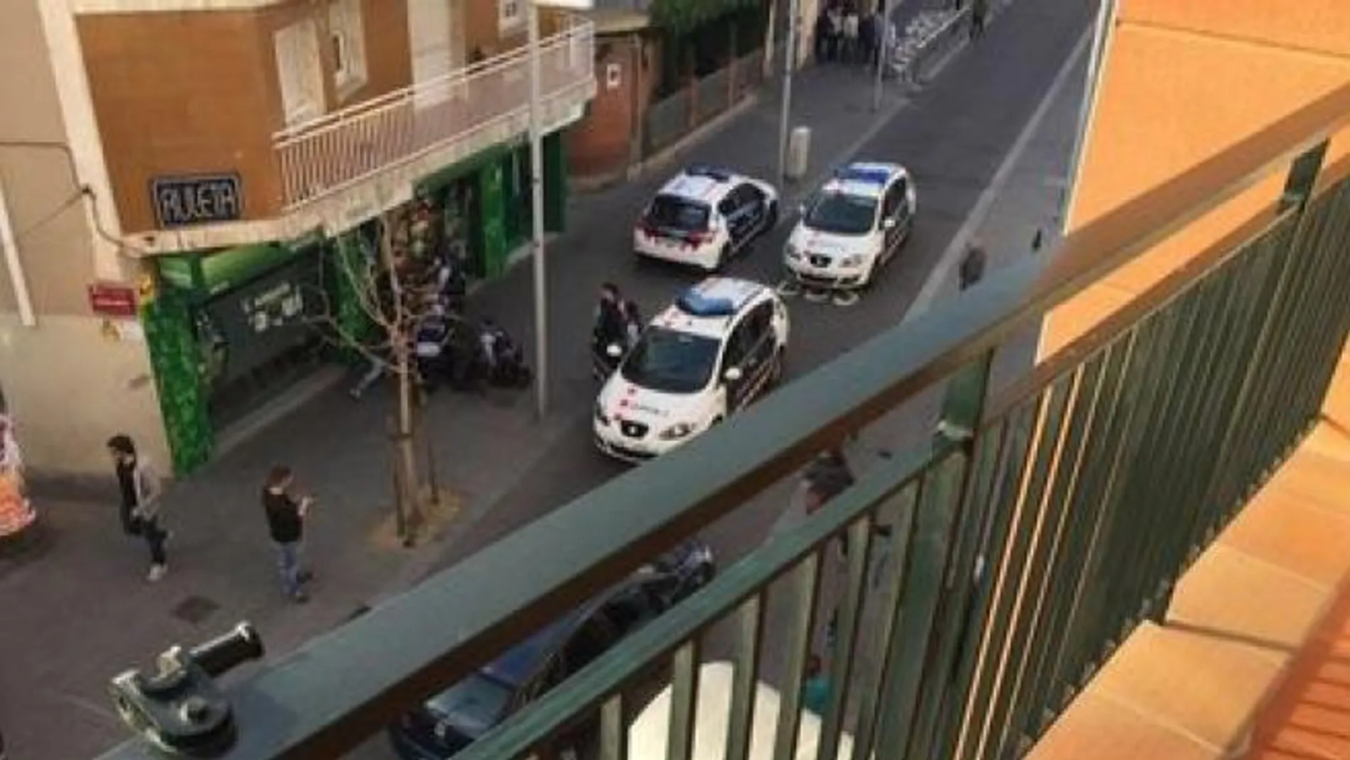 Coches policía en El Prat de Llobregat