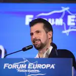 Luis Tudanca, candidato del PSOE a la Junta, interviene en el Fórum Europa en el Casino Gran Círculo de Madrid