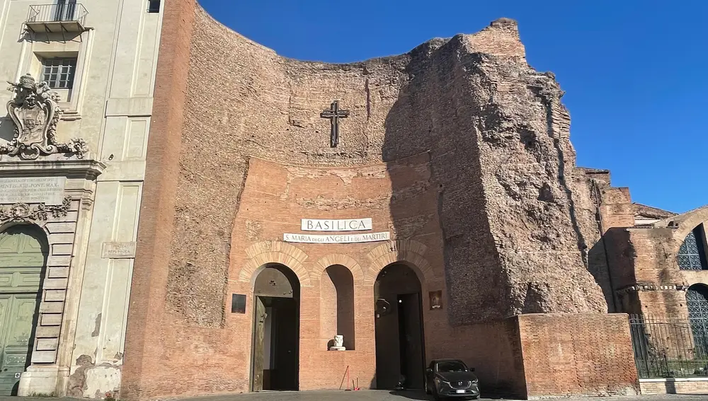 Basílica de Santa María de los Ángeles y de los Mártires (La Basilica di S. Maria degli Angeli e dei Martiri)