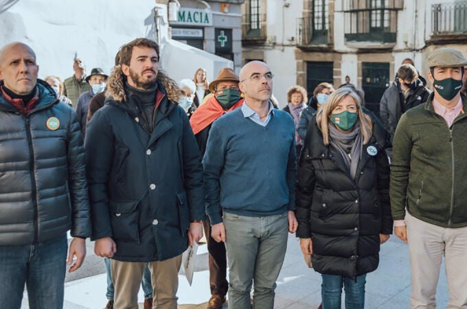 El vicepresidente Primero de Acción Política de VOX y eurodiputado, Jorge Buxadé, acompaña al candidato de la formación a la presidencia de Castilla y León, Juan García-Gallardo, en un acto en Béjar (Salamanca)