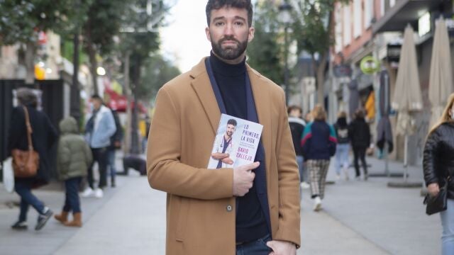 David Callejo, anestesista, influencer y autor del libro "Lo primero, la vida", de Planeta.