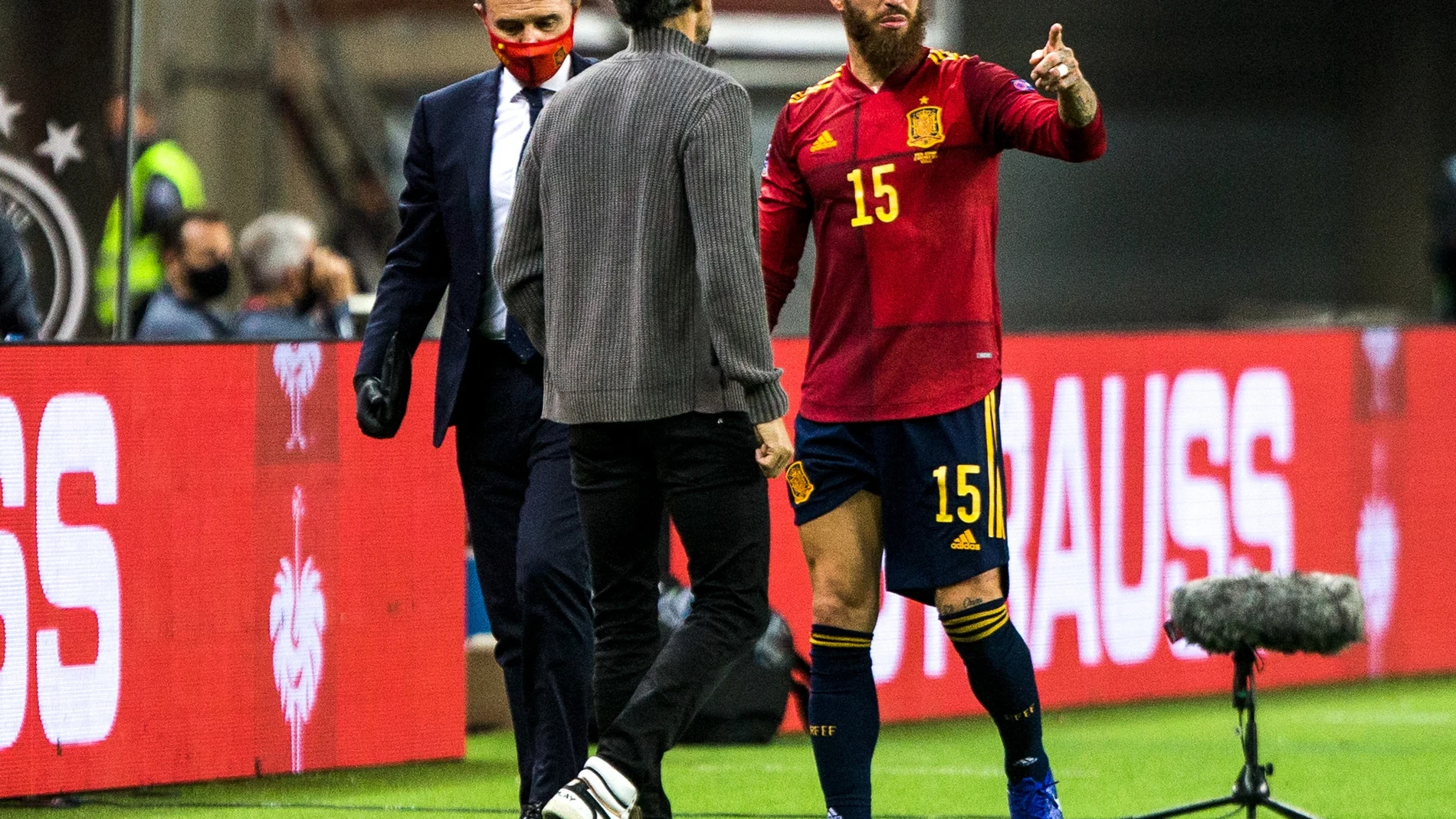 Luis Enrique y Sergio Ramos con la Selección.