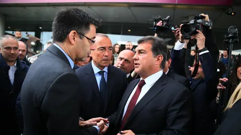 Josep Maria Bartomeu con Joan Laporta, en otros tiempos