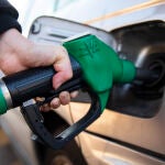 Gasolinera y precios de los combustibles.