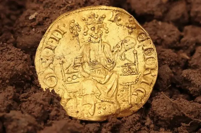 Una moneda de oro del siglo XIII alcanza los 650.000 euros en una subasta