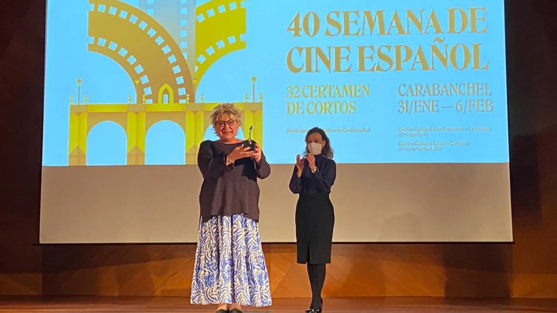 La redactora jefe del área de Cultura de LA RAZÓN, Carmen L. Lobo, premiada en el marco de la Semana de Cine de Carabanchel