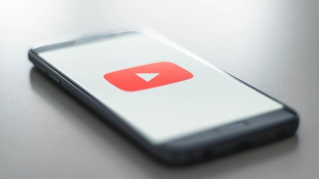 YouTube en un "smartphone".
