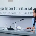La ministra de Sanidad, Carolina Darias, en la rueda de prensa posterior a la reunión del Consejo Interterritorial del SNS