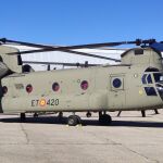 Primer helicóptero Chinook F en la base de Colmenar Viejo