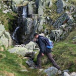 Una de las cascadas en la ascensión a la Laguna Grande de Gredos desde la Plataforma (AVILA)