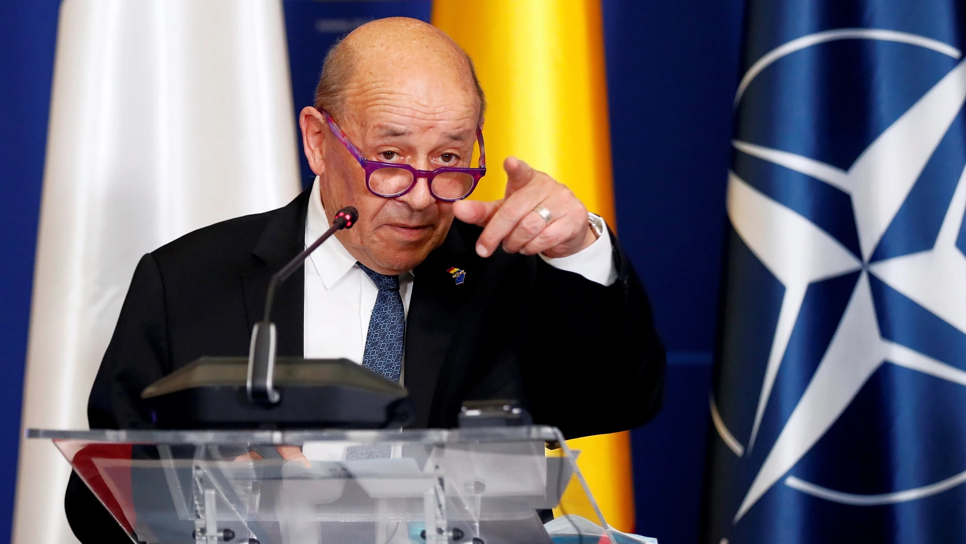 El ministro de Relaciones Exteriores de Francia, Jean-Yves Le Drian