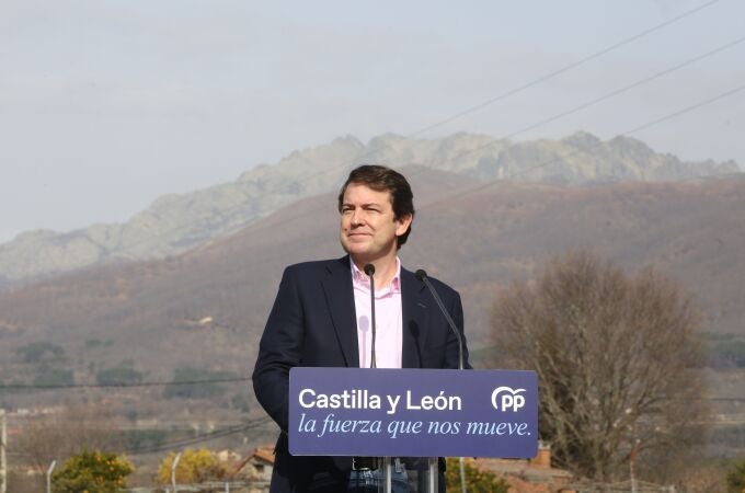 El candidato del Partido Popular a la Presidencia de la Junta, Alfonso Fernández Mañueco, visita el Valle abulense de El Tietar