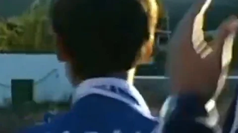 Nadal, de niño jugando al fútbol