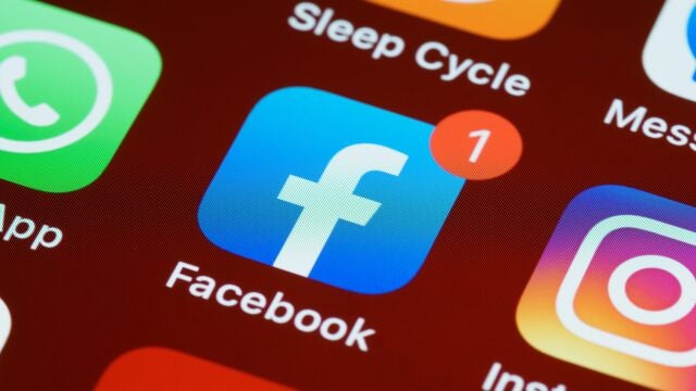 Facebook e Instagram se encuentran entre los productos de Meta que la compañía que la compañía podría retirar de Europa si no se logra un acuerdo satisfactorio para el trasvase de datos entre Europa y Estados Unidos.