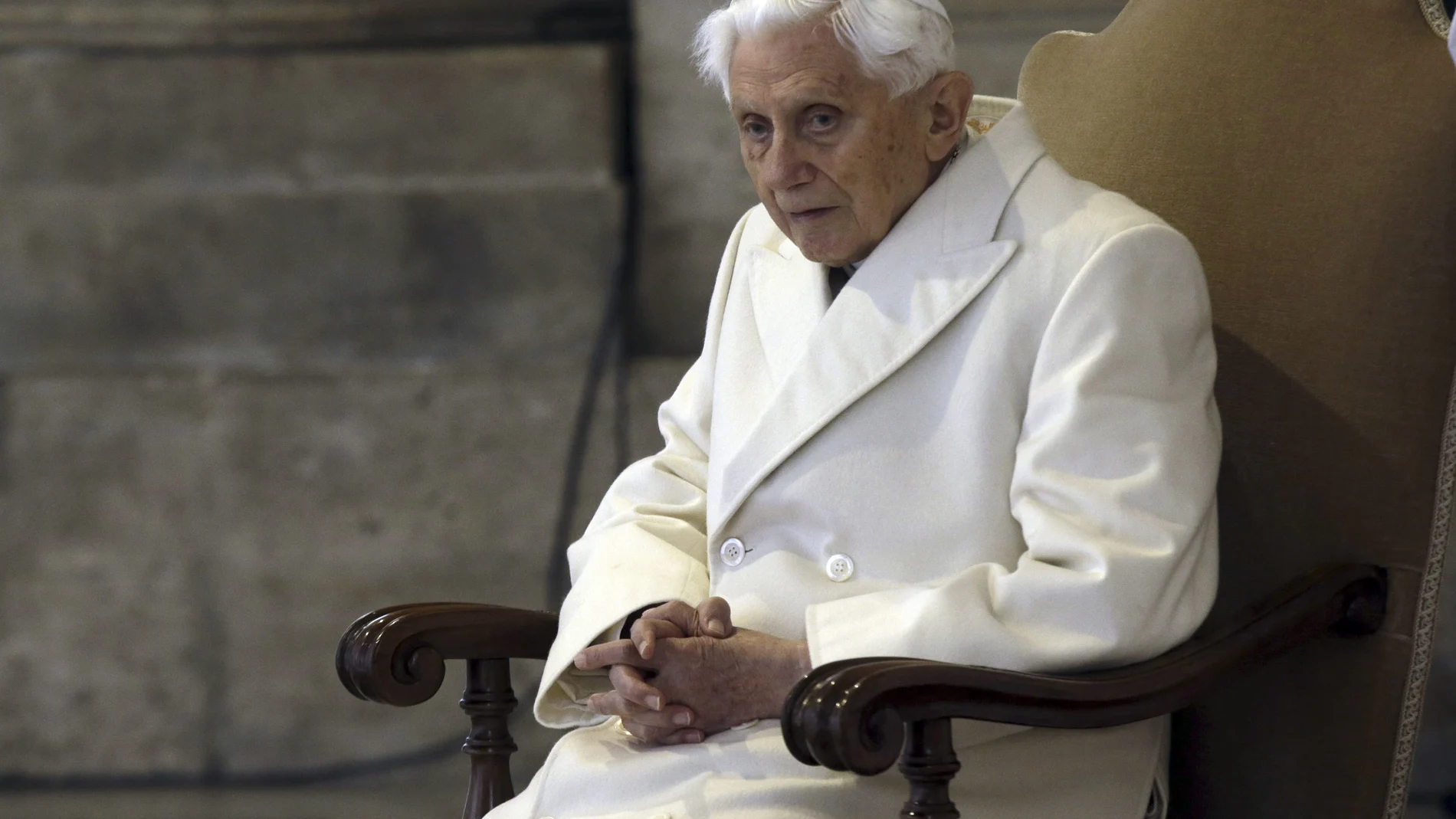 El Papa emérito Benedicto XVI en una imagen de archivo en la basílica de San Pedro