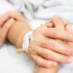 El marido asegura sentirse “destrozado” porque su mujer padece una enfermedad terminal y su esperanza de vida es de “como máximo 9 meses”