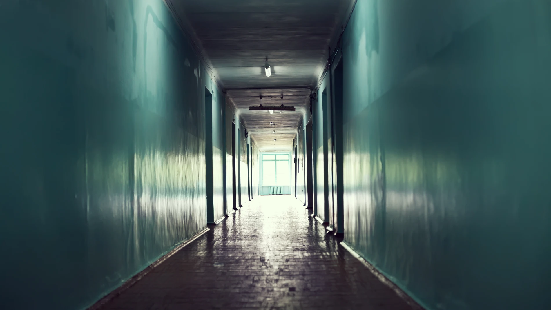 imagen de archivo del pasillo de un hospital