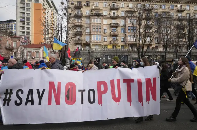 Ucrania exige una reunión con Rusia por la crisis en la frontera