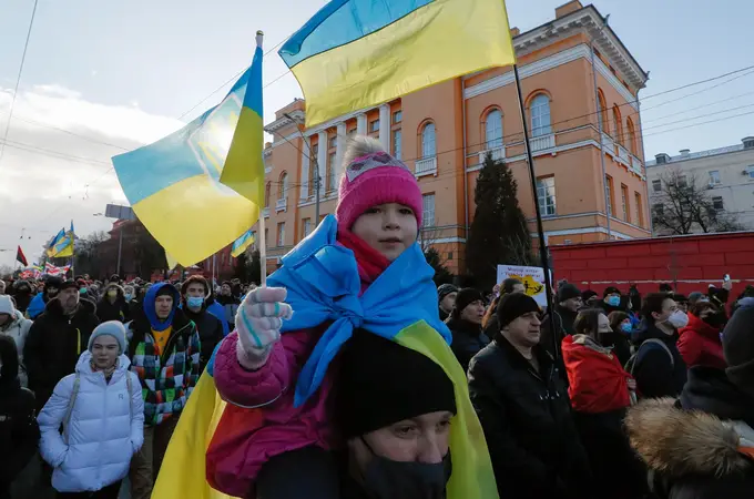 Así se ha vivido hoy la Marcha de la Unidad por Ucrania en Kiev