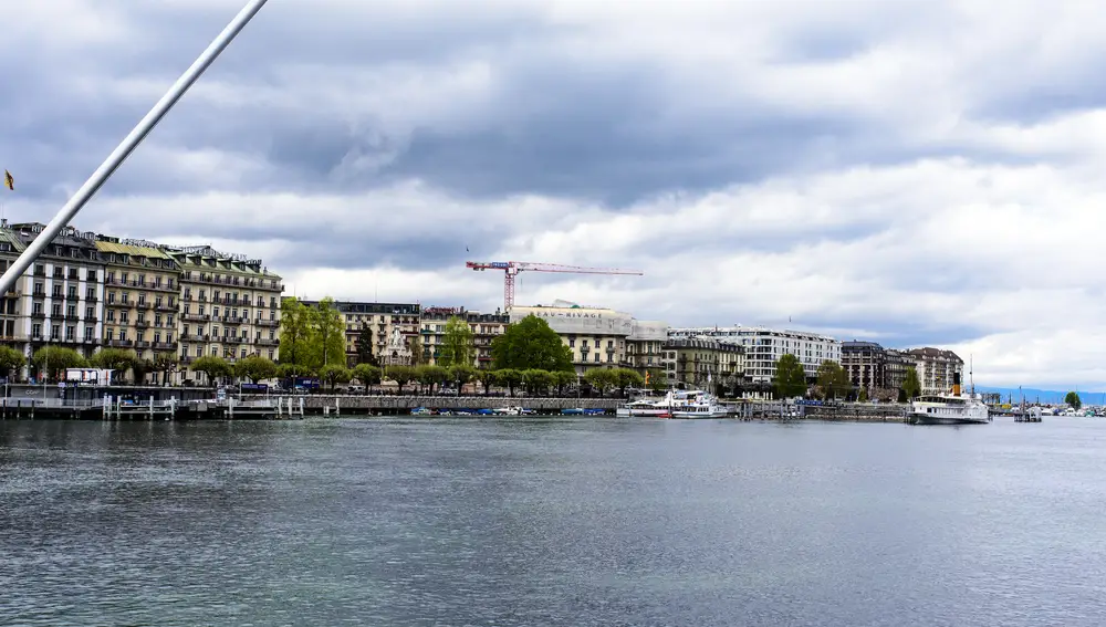 Paseo marítimo del Lago Leman en Ginebra.