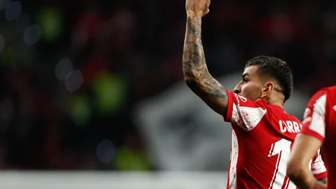 Correa celebra uno de sus goles al Getafe
