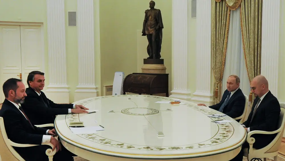 Jair Bolsonaro y Vladimir Putin en una reunión en el Kremlin