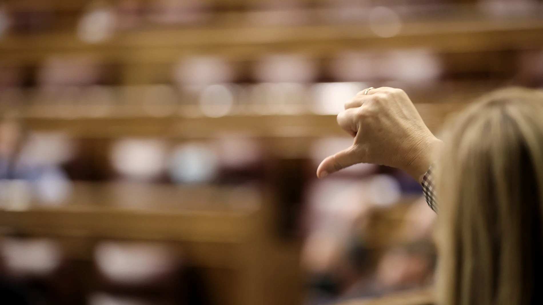 Los políticos españoles condenan de forma unánime la invasión rusa a Ucrania