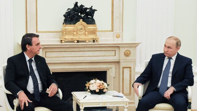 Jair Bolsonaro y Vladimir Putin durante su reunión en el Kremlin
