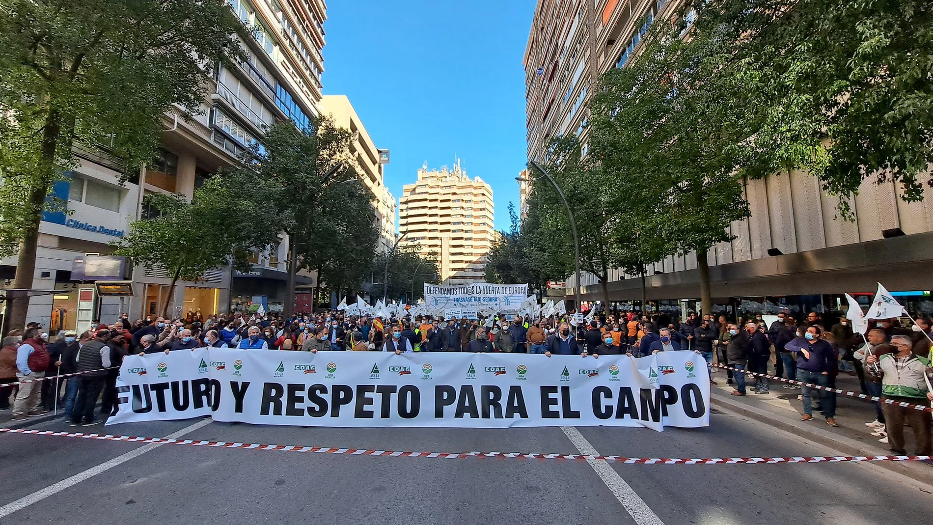 Los agricultores gritan contra los abusos en el campo valenciano