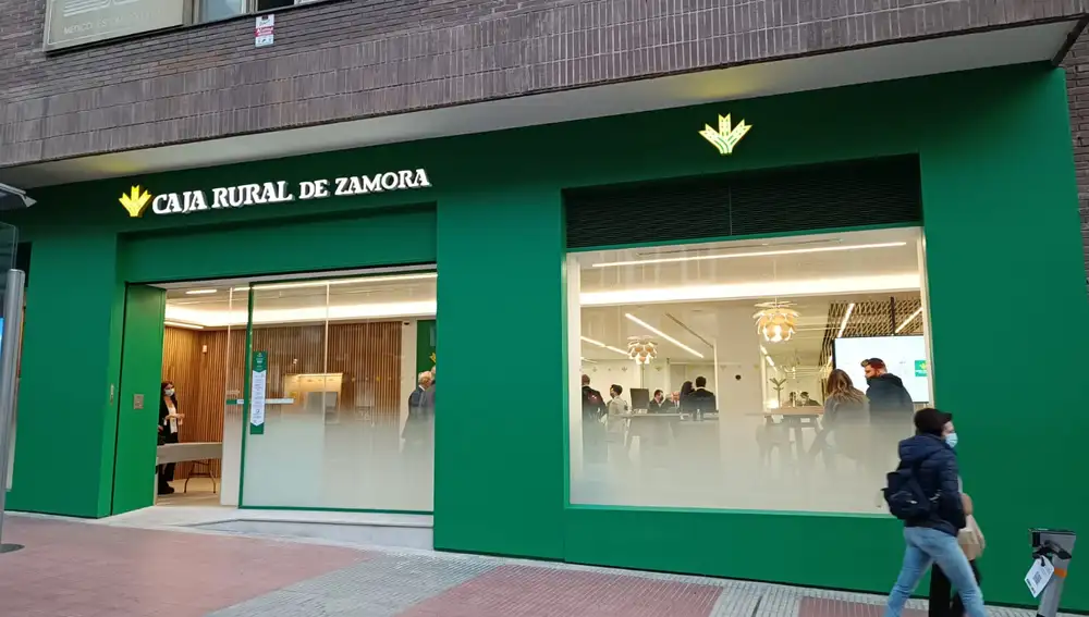 Inauguración de la nueva oficina de Caja Rural de Zamora en Madrid