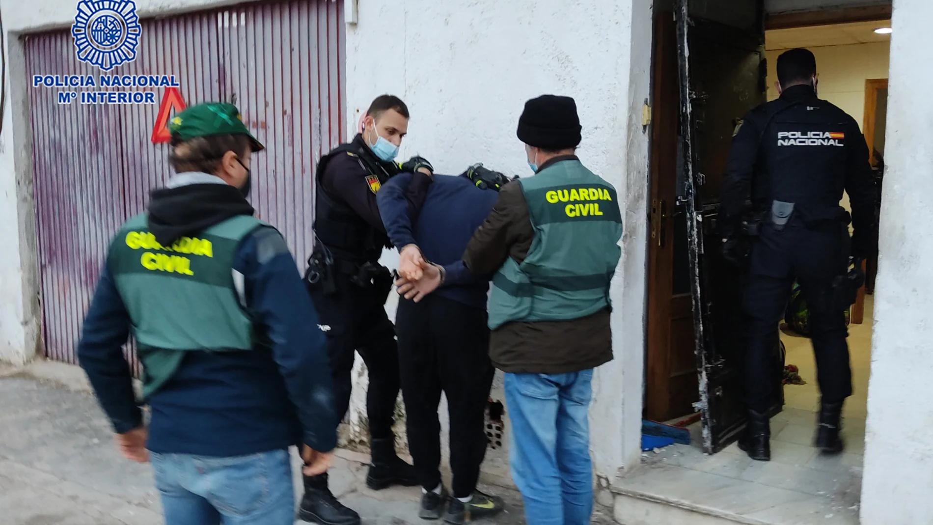 Desmantelada una organización criminal especializada en alunizajes tras cometer al menos 94 hechos delictivos en cuatro meses