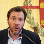 El alcalde de Valladolid, Óscar Puente, valora la crisis del PP