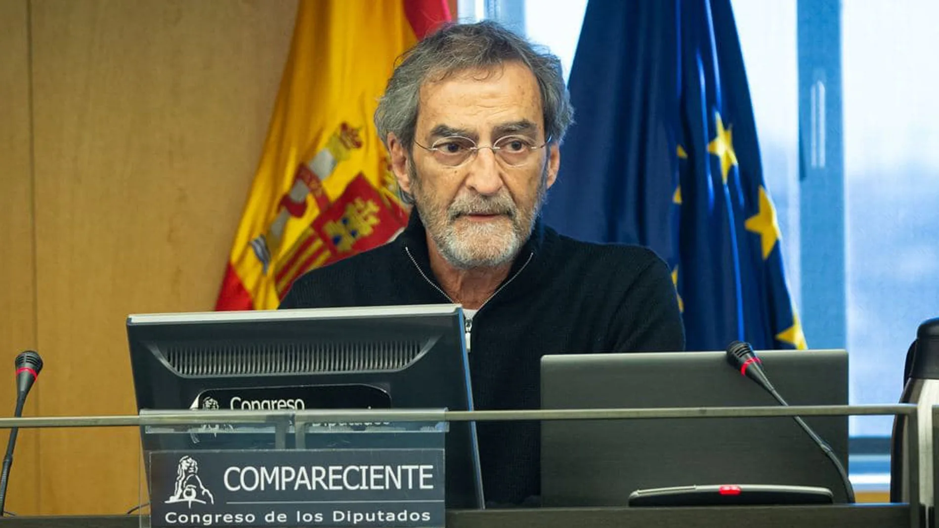 Joan-Ramón Laporte, profesor emérito de Farmacología de la Universidd Autónoma de Barcelona, durante su comparecencia en la Comisión de Vacunas del Congreso