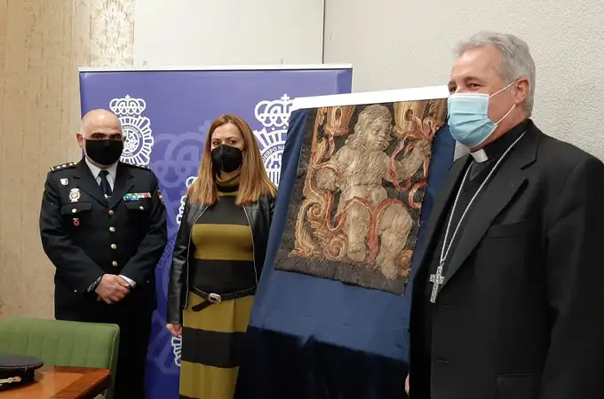 La Policía recupera un tapiz español del siglo XVII robado hace 42 años por Erik “El Belga”
