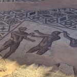 Detalle del mosaico ‘Pugilator’ que se conserva en las termas romanas de Herrera (Sevilla). EFE/Fermín Cabanillas