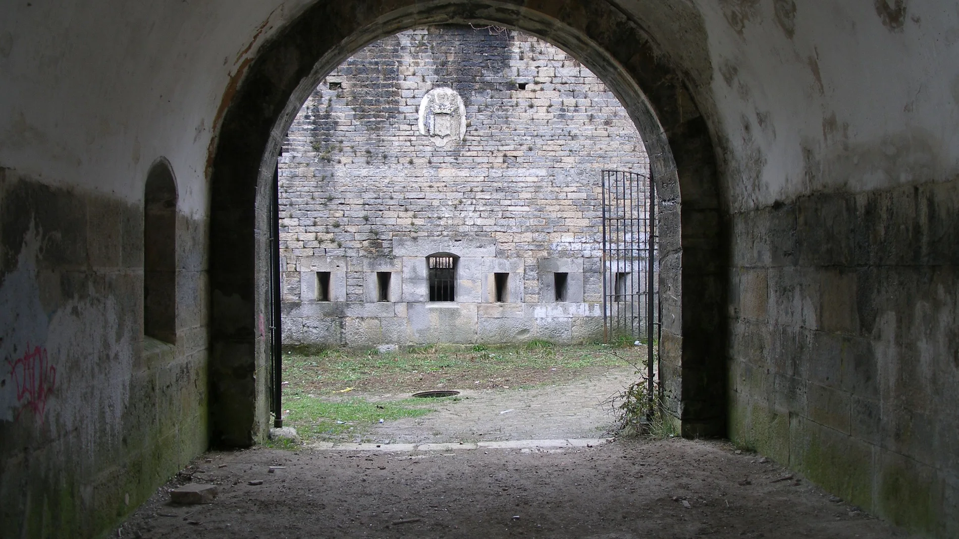 Pasillo de entrada al fuerte de San Cristóbal