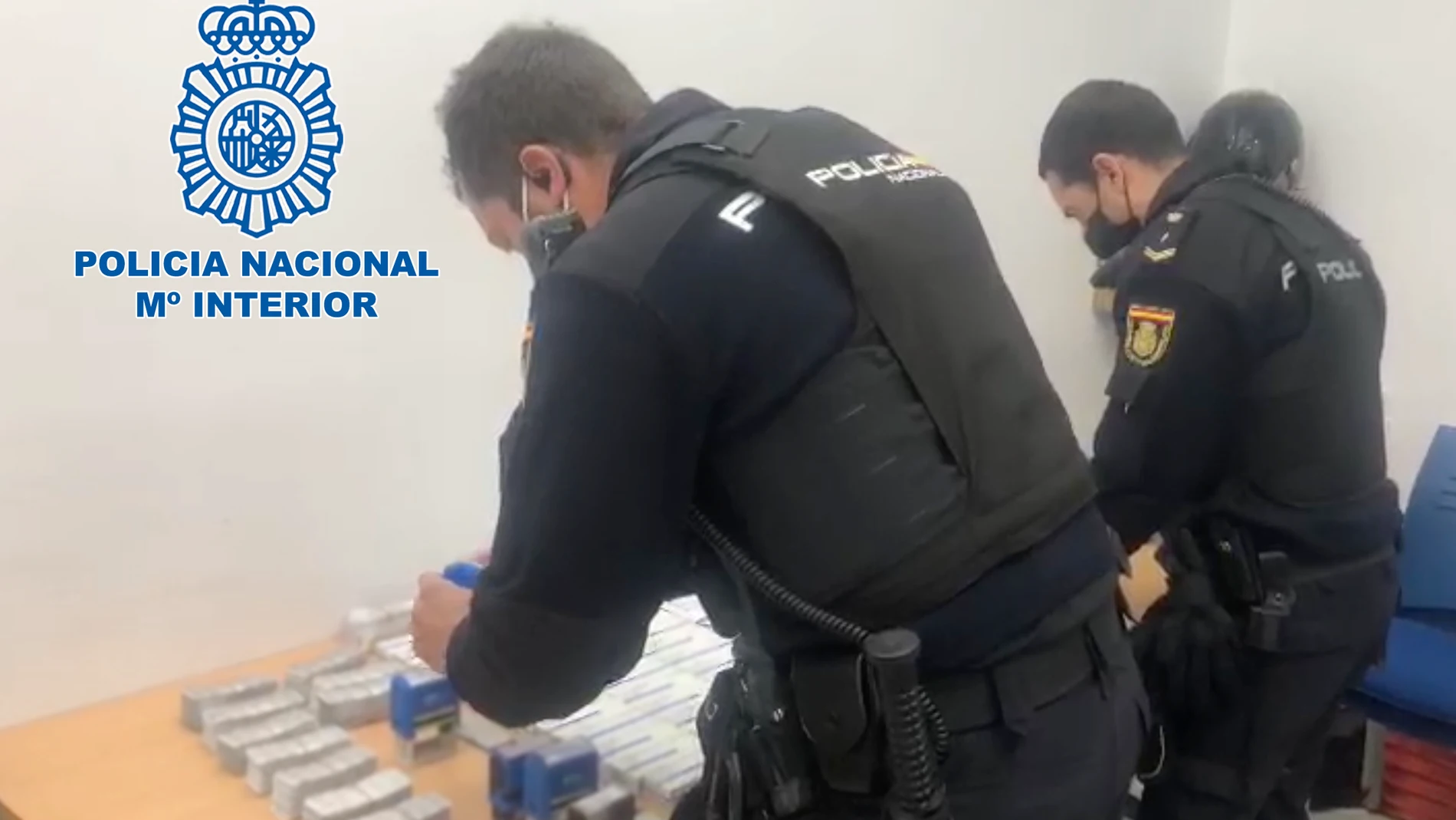 La Policía Nacional ha detenido a dos personas acusados de falsificar recetas para obtener medicamentos sedantes e hipnóticos