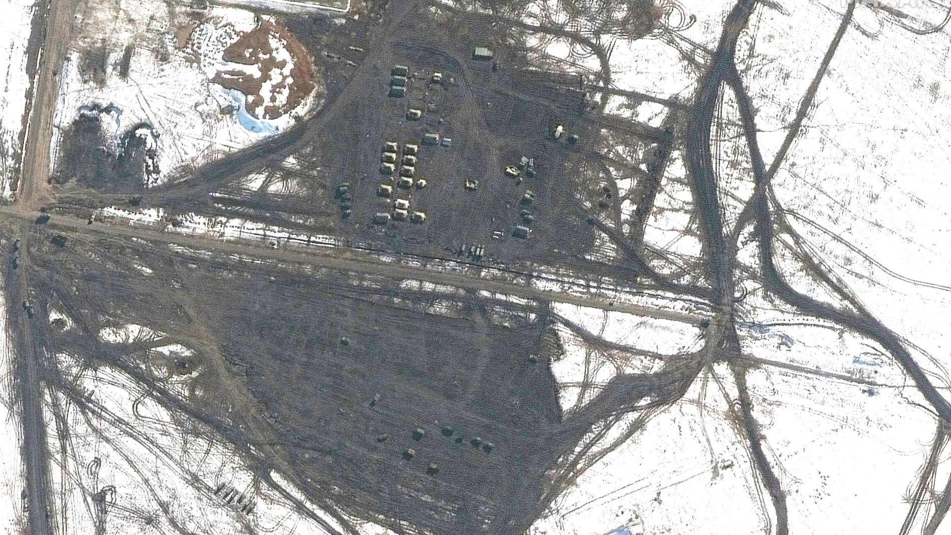 Imagen de satélite de Maxar muestra un grupo de combate ruso partiendo de Soloti, Rusia