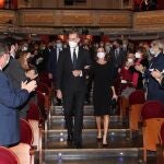 Los Reyes presiden en el Teatro Real la gala inaugural conmemorativa de los actos del V Centenario del fallecimiento de Antonio de Nebrija.