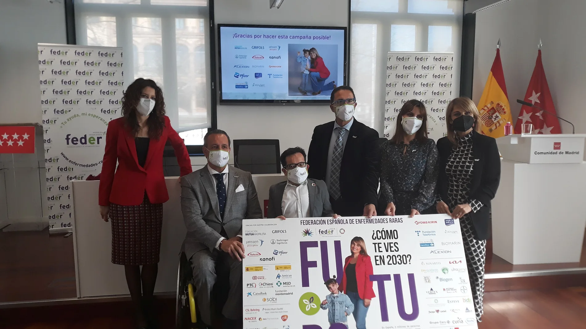 Foto de familia del acto de presentación de la campaña por el Día Mundial de las Enfermedades Raras que se celebrará el 28 de febrero