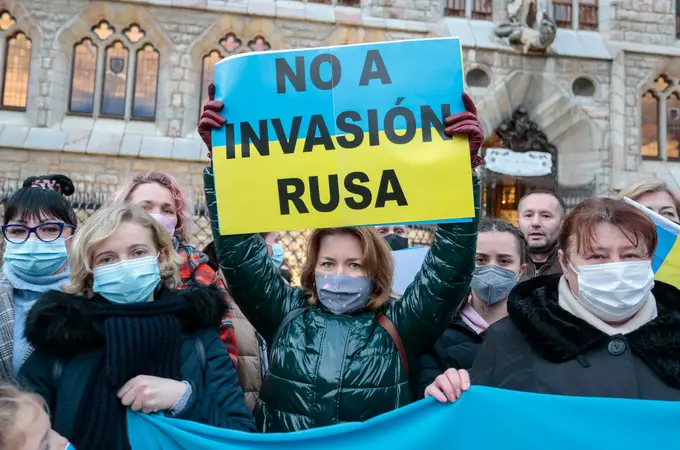 Medio centenar de ucranianos se concentran en León para pedir el fin a la invasión rusa