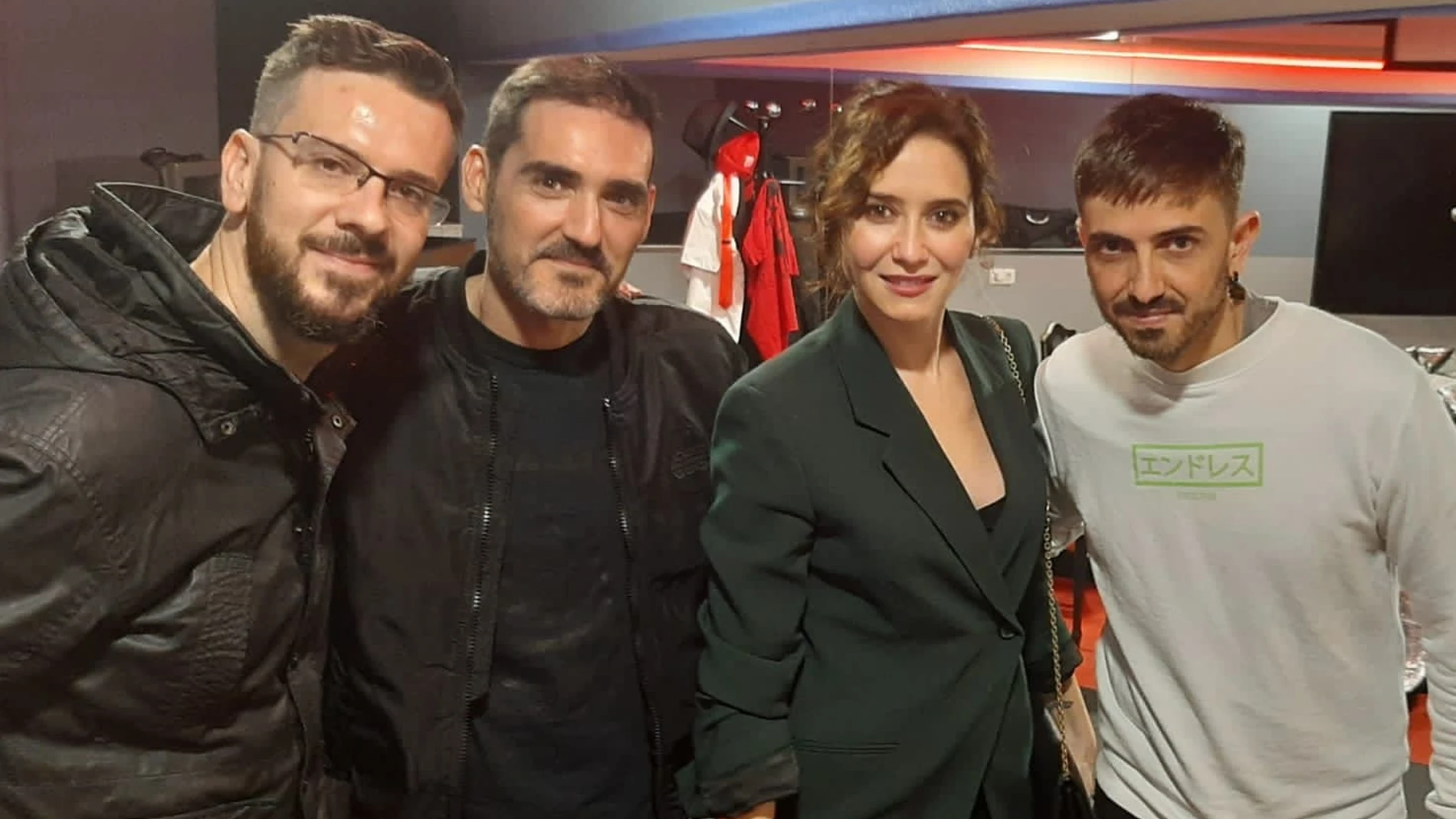 La presidenta Ayuso junto a Los Meconios e InfoVlogger