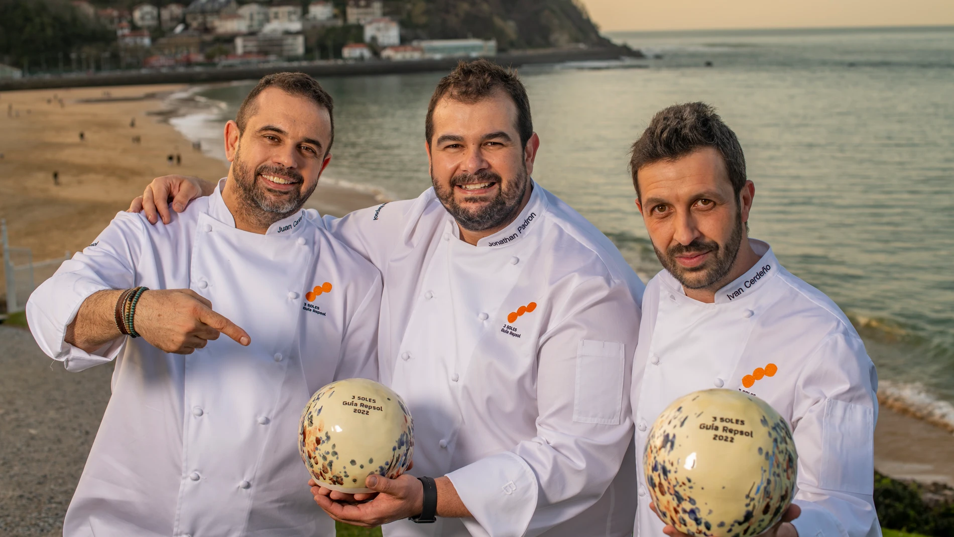Iván Cerdeño y los hermanos Padrón