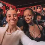 Victoria Federica junto a Rihanna en París.