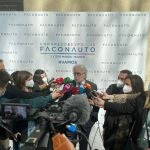 Josep Sánchez-Llibre atiende a los medios hoy