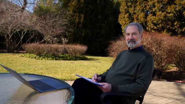 Charles Fefferman en su casa de Princeton