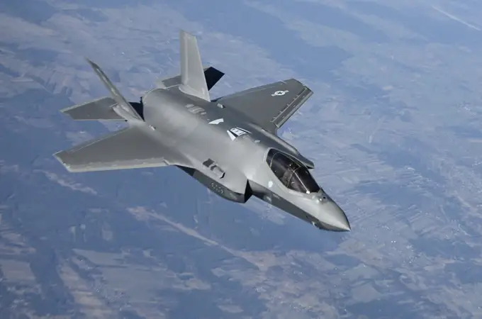 ¿Planea Defensa comprar cazas F-35?