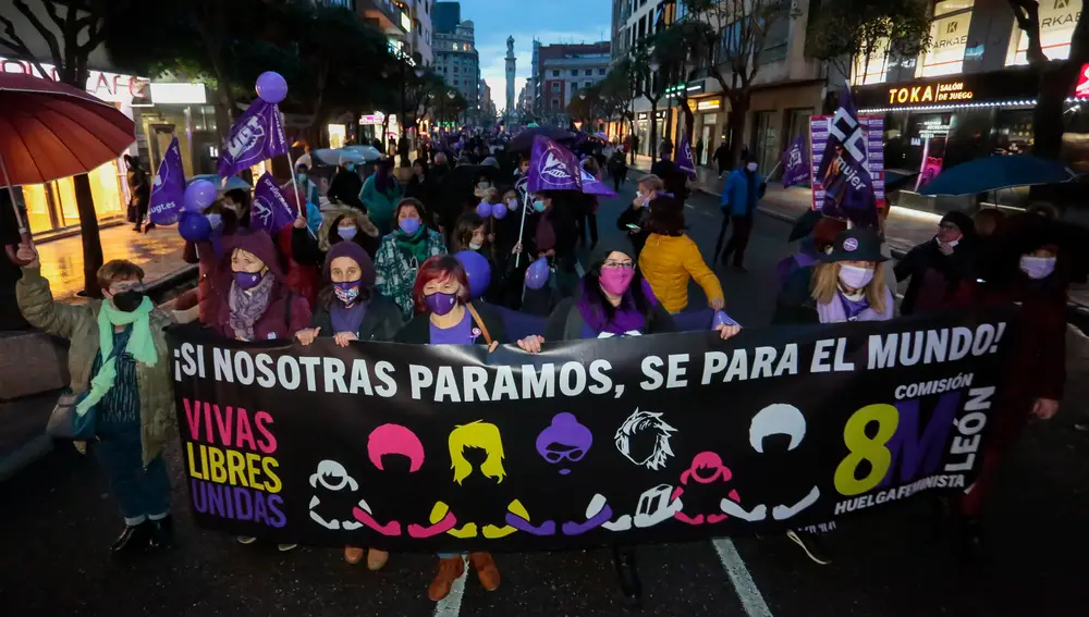 Manifestación convocada en León con motivo del 8 de Marzo, Día de la Mujer