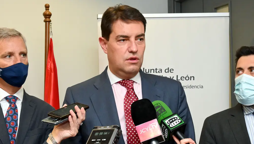 El consejero de la Presidencia en funciones, Ángel Ibáñez, explica el proyecto