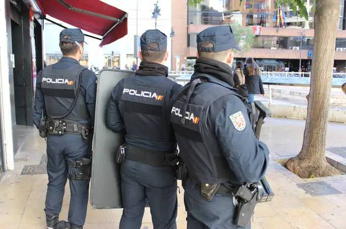 Policías nacionales de toda España declaran el conflicto colectivo: “No vamos a quedarnos de brazos cruzados”